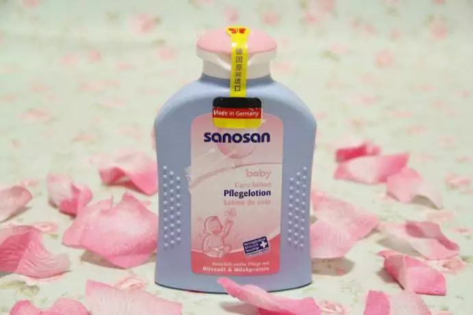 百雀羚宝宝霜测评,哈罗闪婴儿柔护润肤霜试用报告