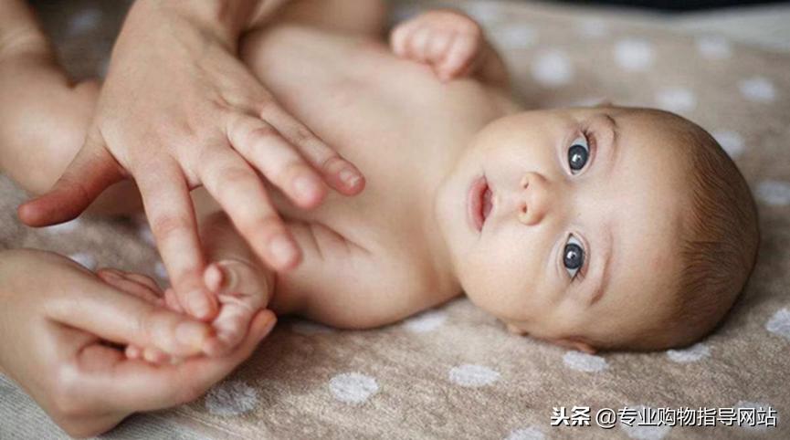 儿初宝婴儿抚触油保湿效果好不好,宝宝润肤油和抚触油的区别