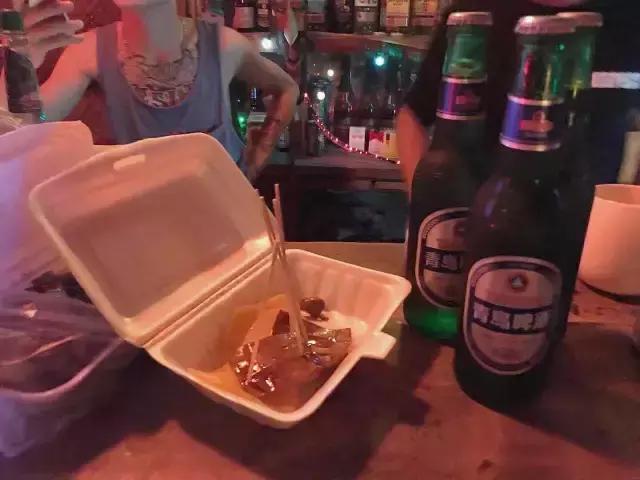 流水的爱情铁打的是什么梗,流水的爱情铁打的友情