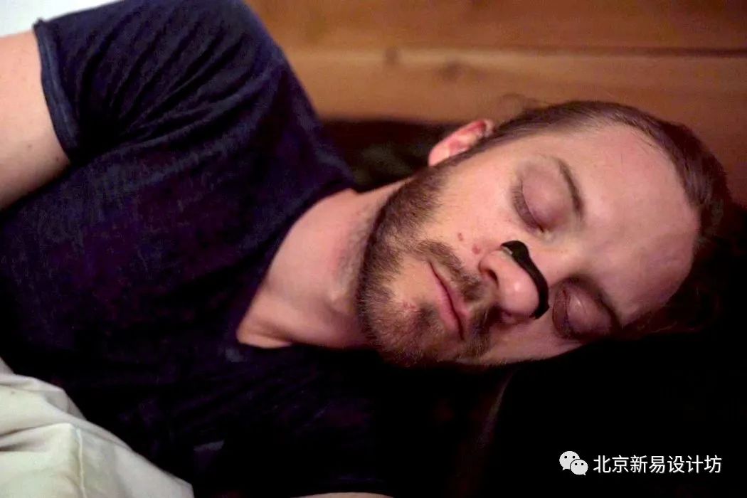 人性化多元化和实用性的健身器材,高科技有未来设计感的健身器材