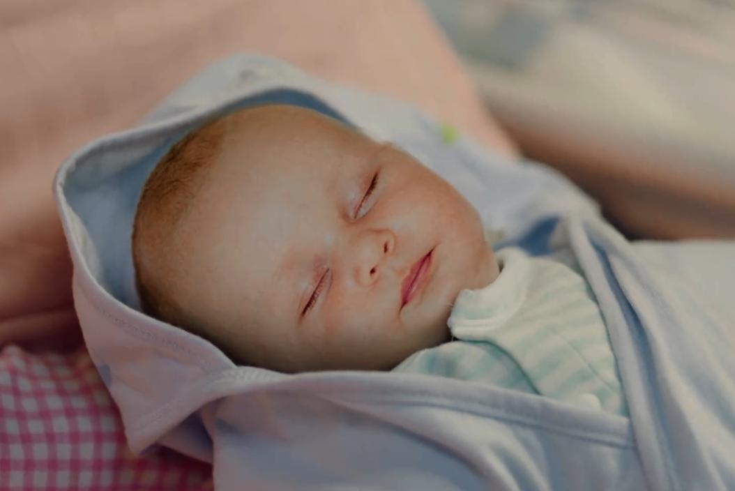 女主双标，男主给洋人接盘，2020年了还有这种“正能量”烂剧？