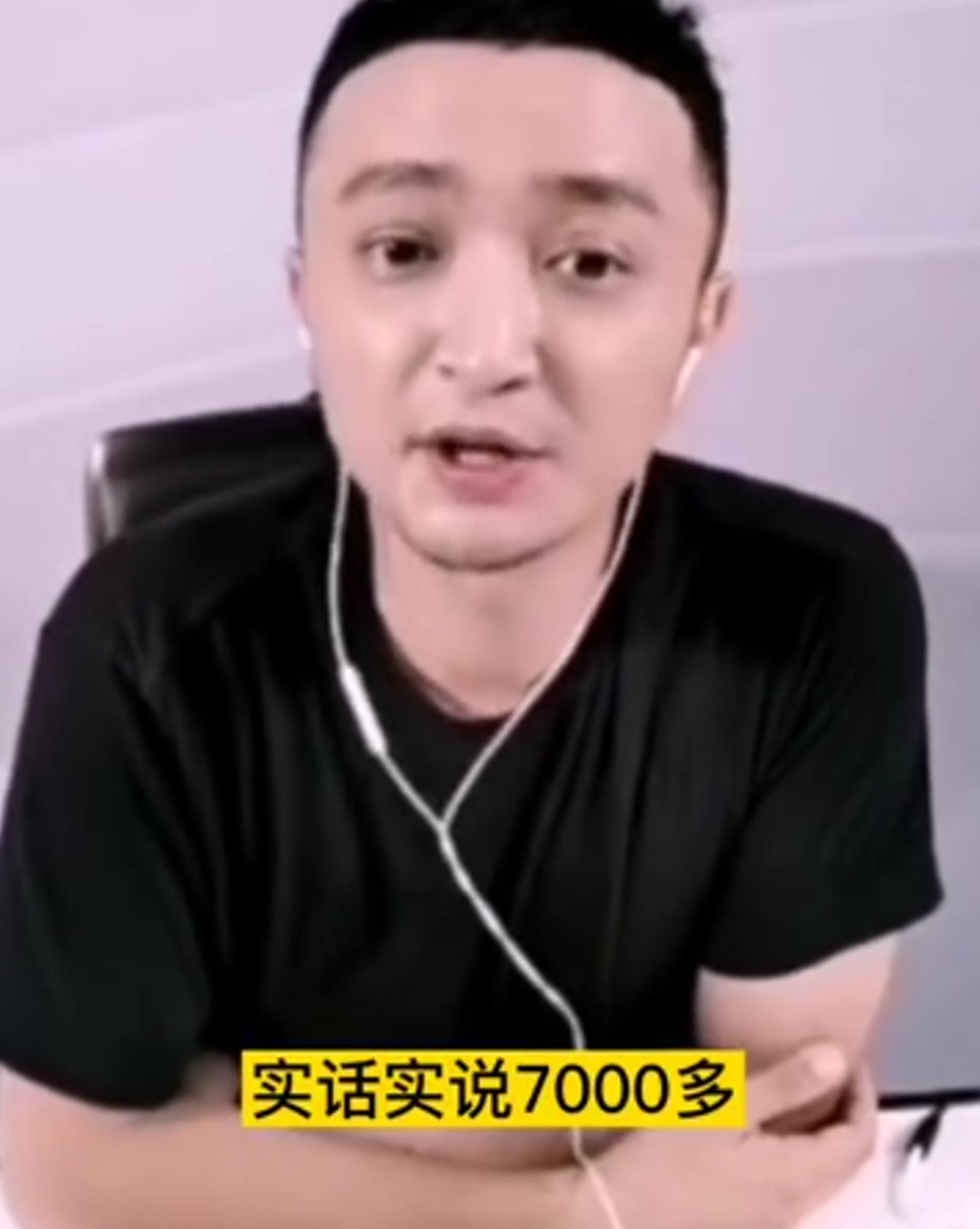 央视名嘴朱迅一个月工资能拿多少,央视主持人朱迅月薪多少钱