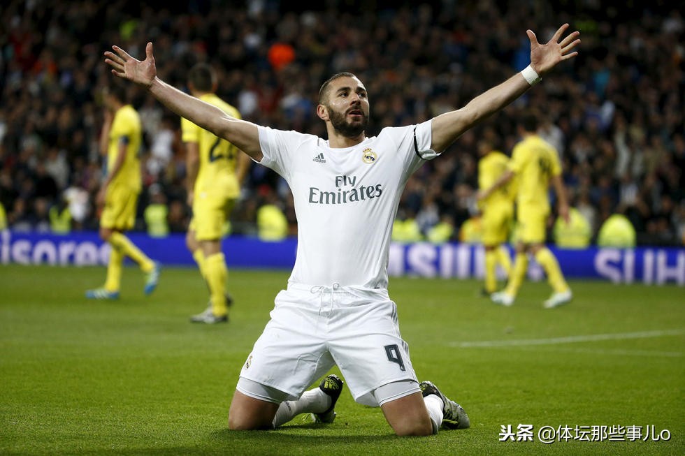 近10年世界足坛前5位中锋,第1实至名归,第5位是C罗最好的搭档