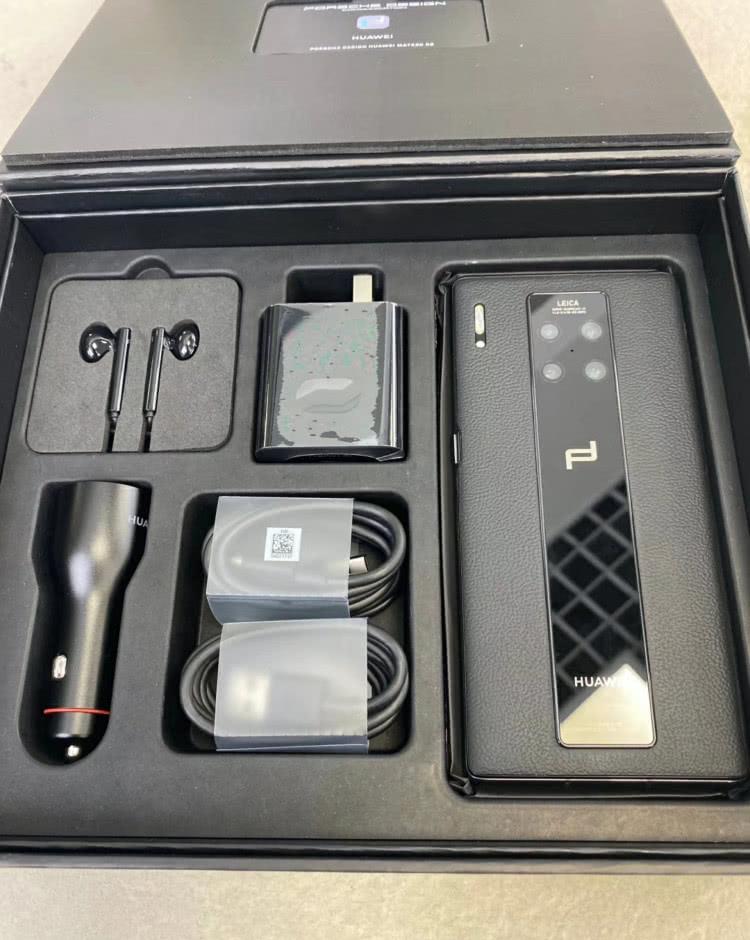 这就是1万3的华为手机？打开包装那一刻，一股土豪气息扑面而来