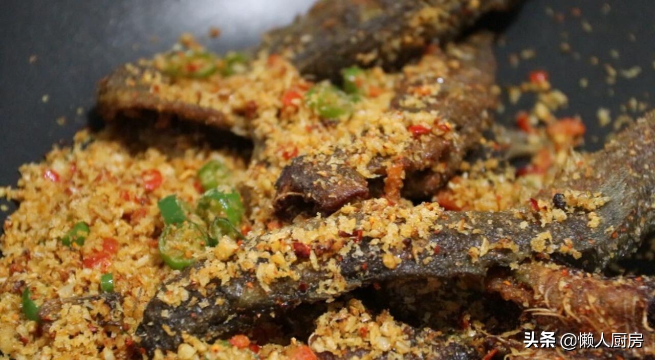 红烧泥鳅不放辣椒的家常做法视频,不放辣椒教你泥鳅鱼怎样烧才好吃