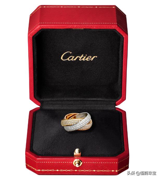 卡地亚love戒指哪款最经典,卡地亚love戒指在实体店多少钱