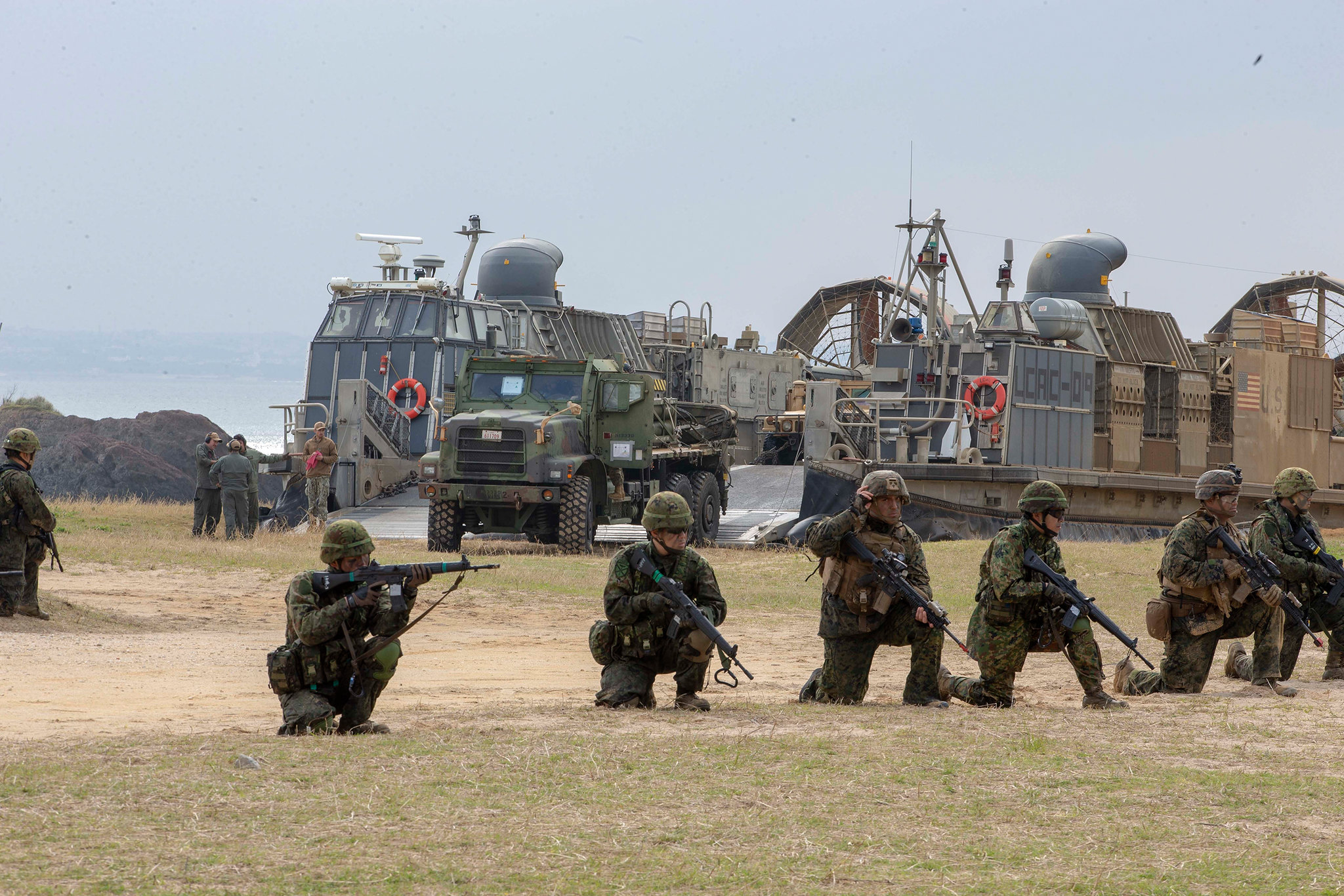 日本海军夺岛行动,日本自卫队夺岛行动