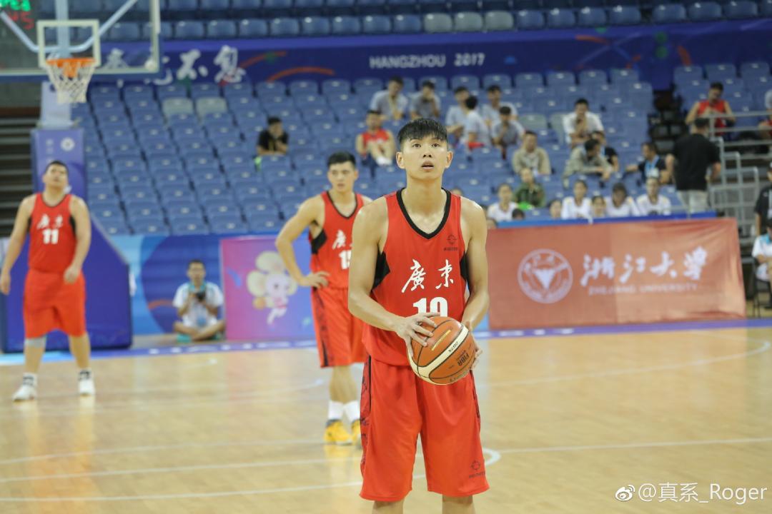 罗杰现在还打球吗,罗杰巅峰时期扣篮