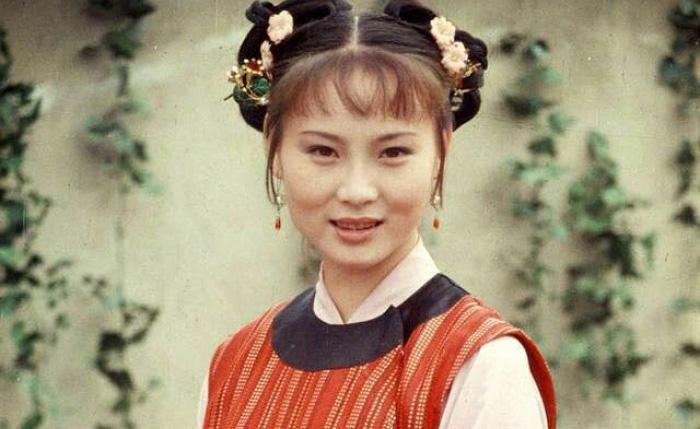 红楼梦小红为什么才三等丫头,红楼梦小红有多机灵