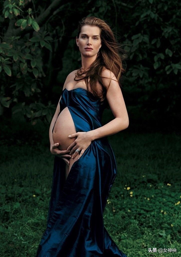 她是80年代全球最迷人漂亮宝贝，意大利王室后裔，杰克逊说最爱她