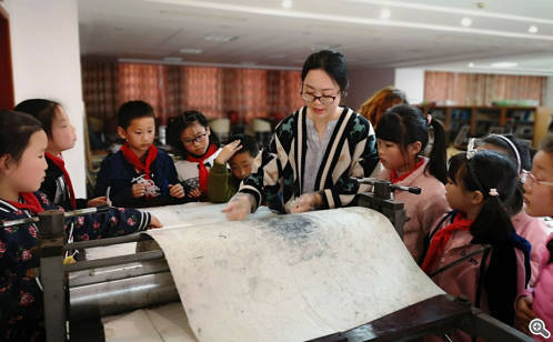 成就优雅与智慧的人生园区东沙湖学校之“童心美印”篇
