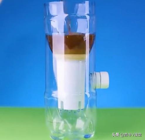 在家制作最简单的净水器,生活小制作净水器