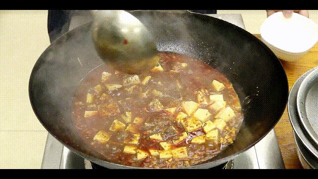 分享麻辣豆腐的做法,好吃的麻婆豆腐三种做法更对味