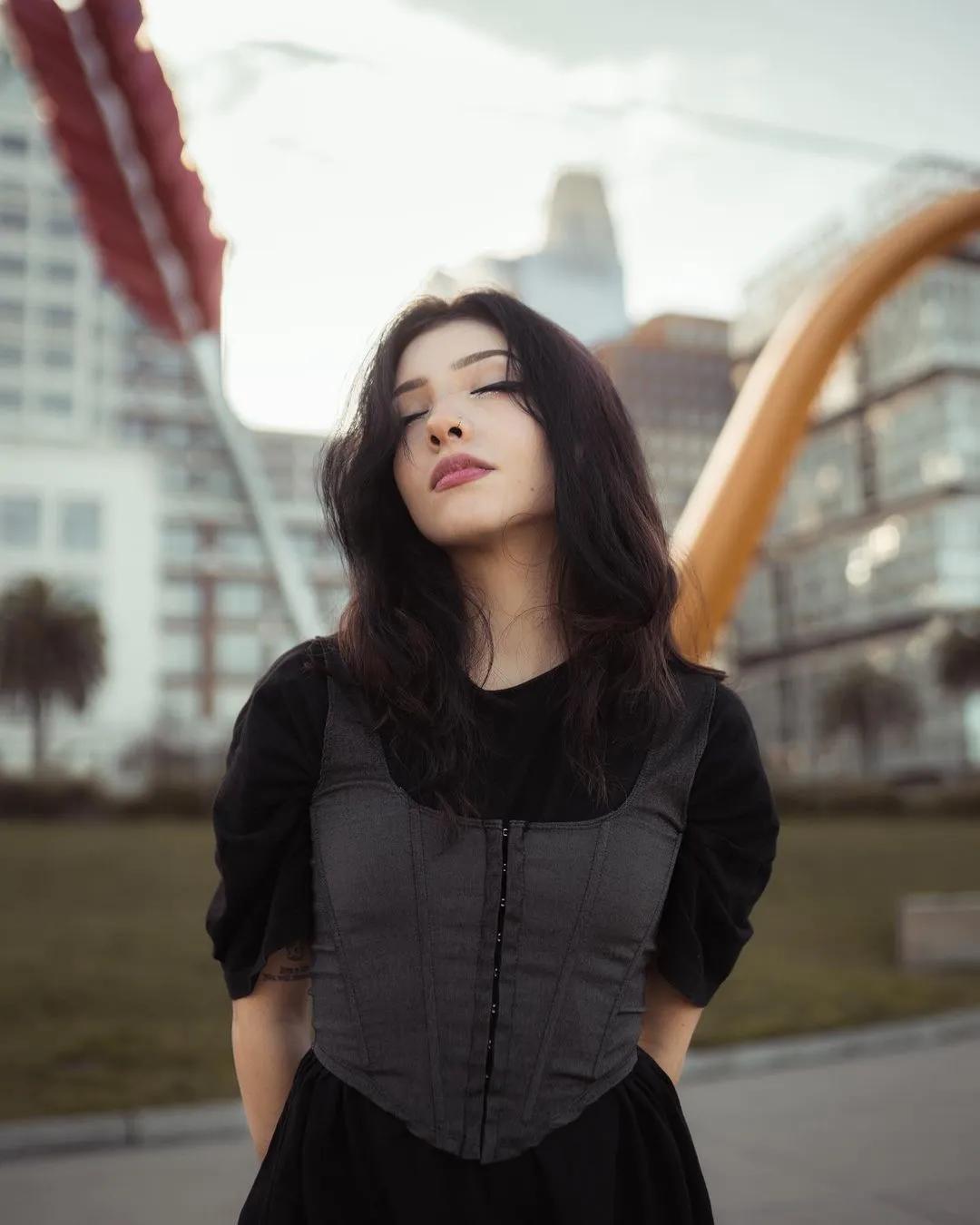 射箭瓦伦蒂娜哥伦比亚,瓦伦蒂娜射箭运动员图片