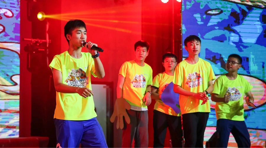 酷玩酷学艺术研学夏令营,酷学酷玩夏令营