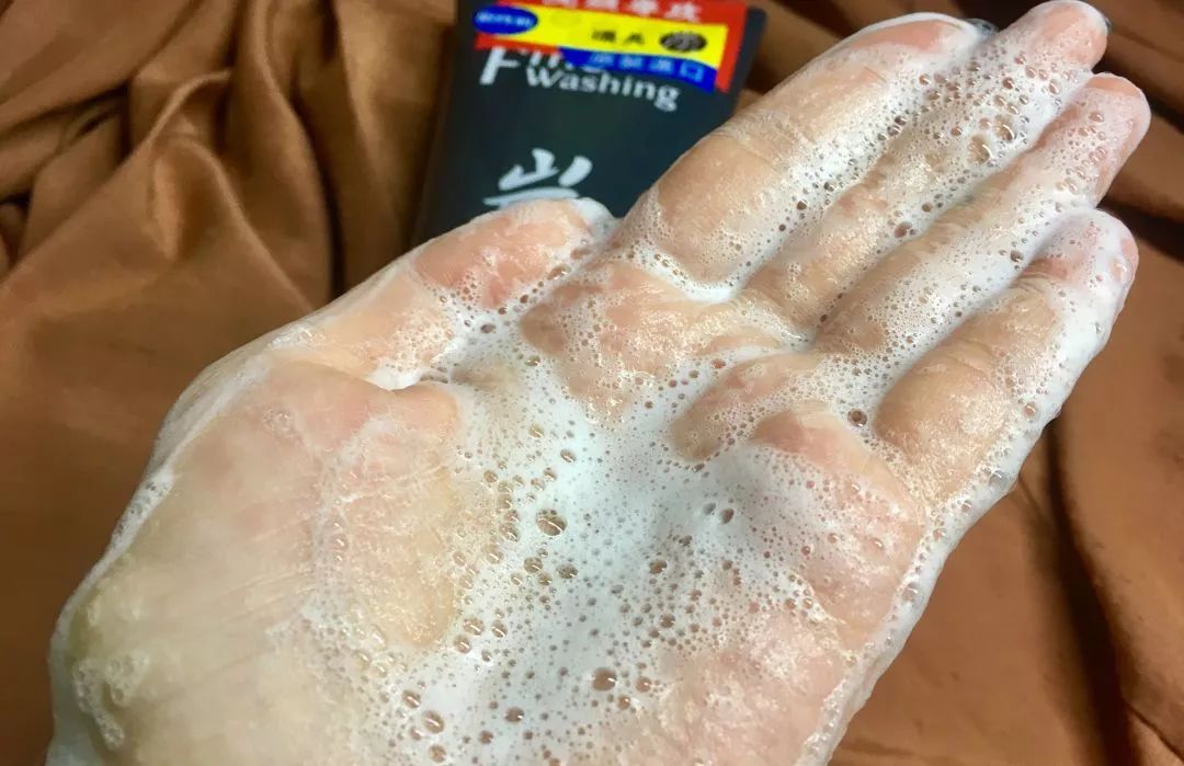 好用不起痘的洗面奶推荐,长期使用祛黑头洗面奶推荐