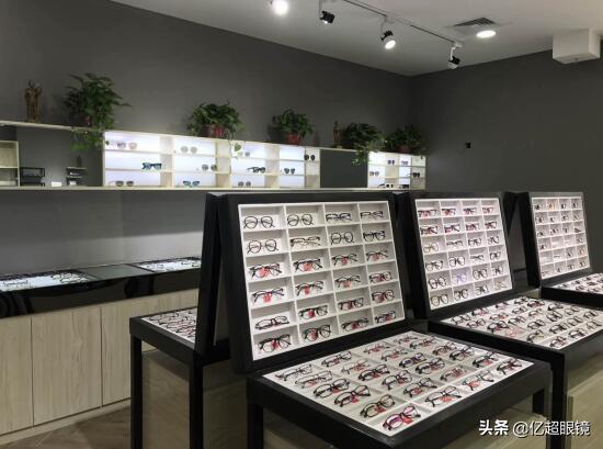 开眼镜店一般加盟哪家好,开眼镜店加盟好还是自己开店好