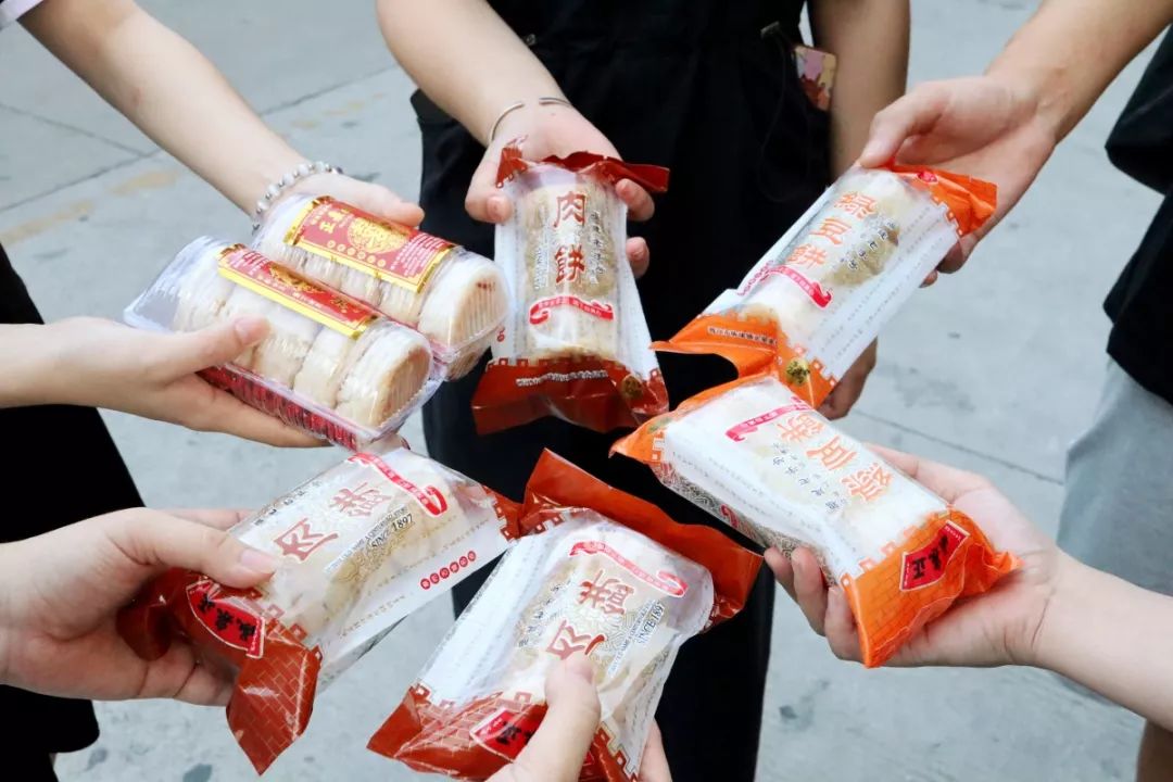 咱厝人的古早味！陈埭坊脚村的百年饼店，一块绿豆饼，传承六代人