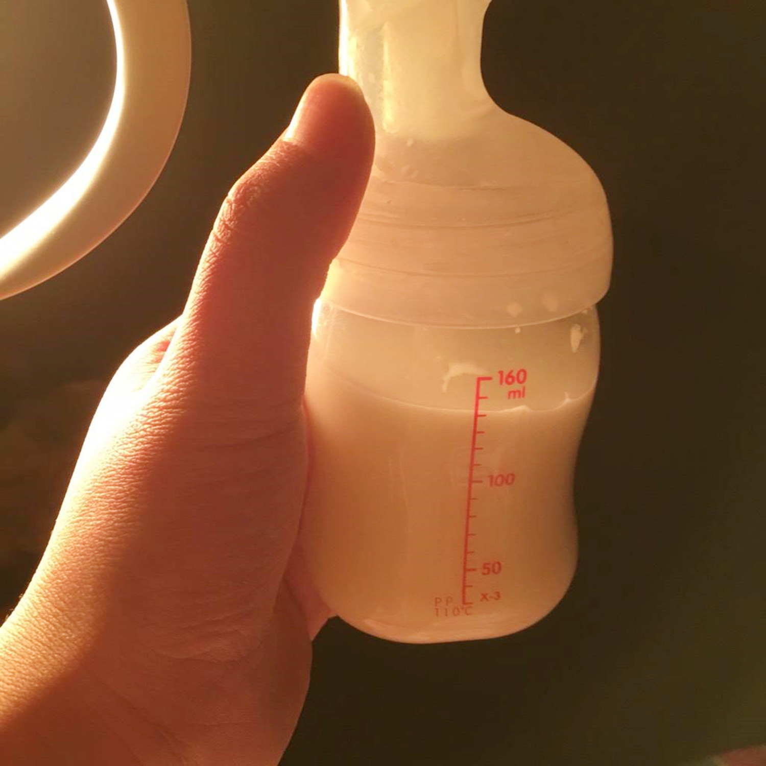 婴儿9-12月奶量和辅食的喂养,3至7月宝宝每天奶量与辅食安排表