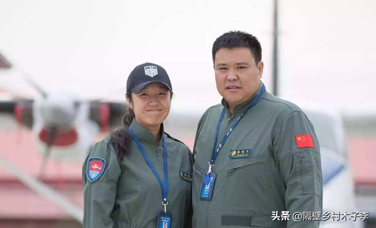 探险夫妻张昕宇梁红开飞机,侣行夫妇张昕宇梁红到长城站