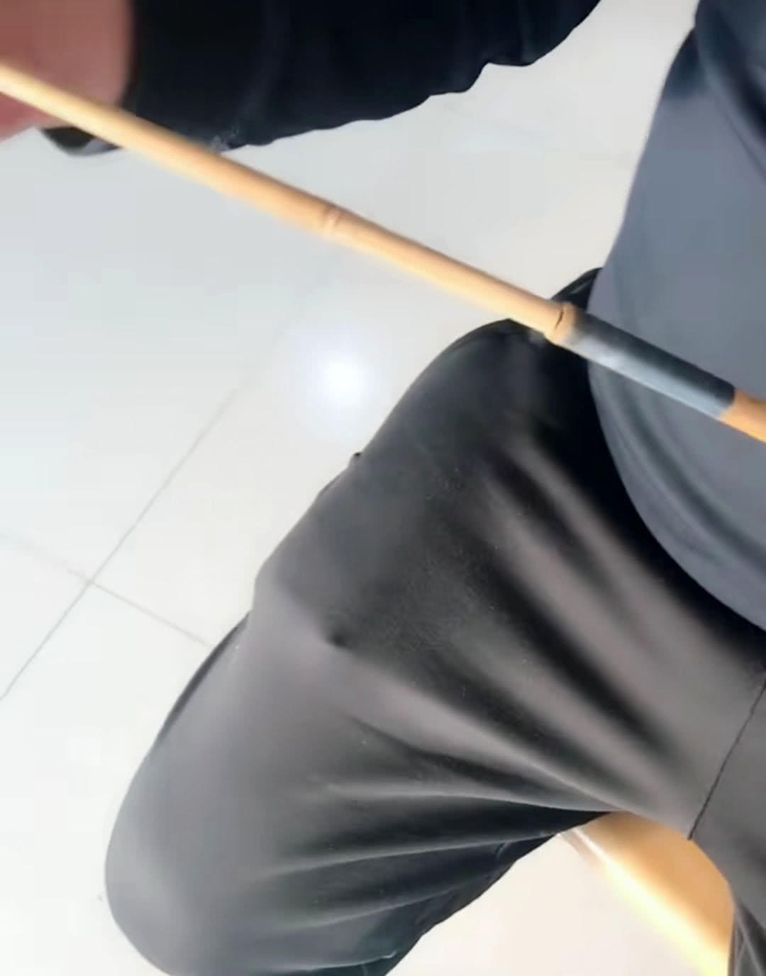 自己动手制作竹竿钓鱼,如何制作简易竹竿钓鱼