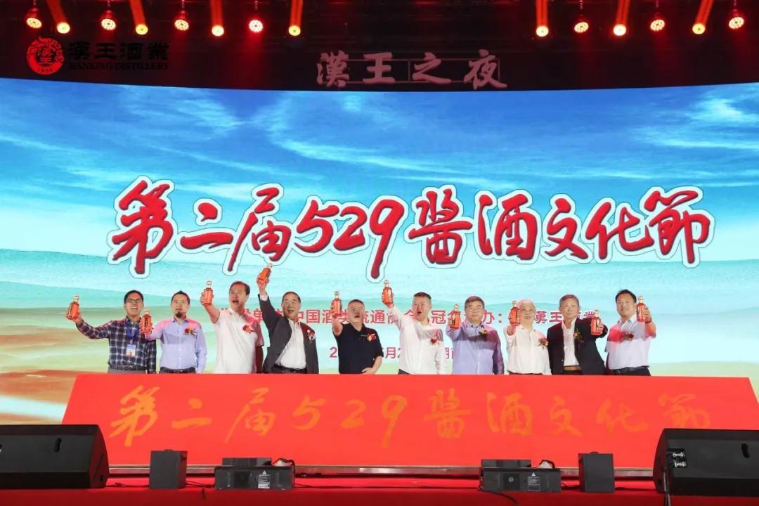 胡润福布斯百亿富豪毛中吾，详解为何“豪饮”汉王：我一喝很震撼