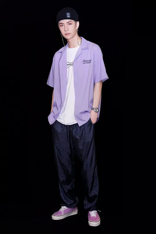 星光大赏王一博肖战粉丝battle,肖战看吴世勋和王一博battle