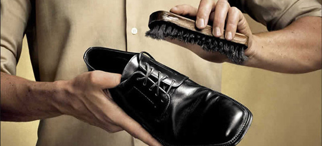 有什么好方法如何选购男士皮鞋,男士短筒翻毛皮鞋怎么搭配衣服