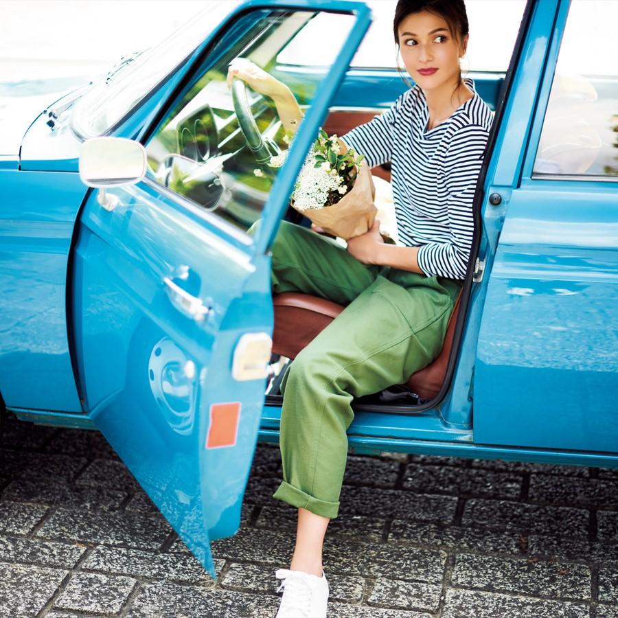 军绿色和藏蓝色裤子哪个好看,军绿色裤子和黑色裤子哪个好看