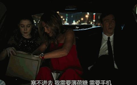 穿MaxMara拎Valextra，真正高级女精英穿衣，还得看这部美剧