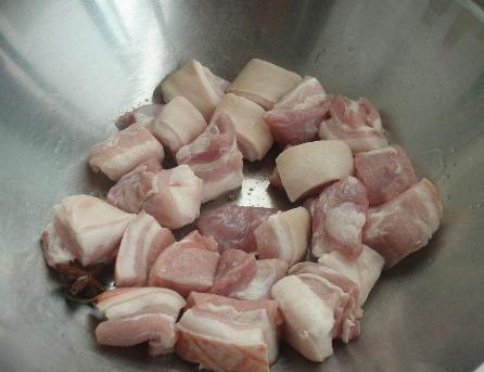 竹笋烧肉怎么烧好吃要不要焯水,竹笋烧肉最正宗的做法