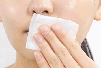 嘴唇干爆皮唇炎用什么药膏,唇炎一直嘴唇干裂起皮什么原因