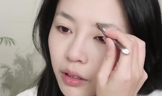 鍠濇按娑傚彛绾㈠師瑙嗛,灏忓濮愭秱鍙ｇ孩鍠濇按瑙嗛