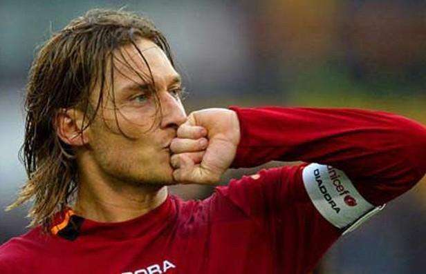 意大利足坛十大巨星,意大利足坛十大美男