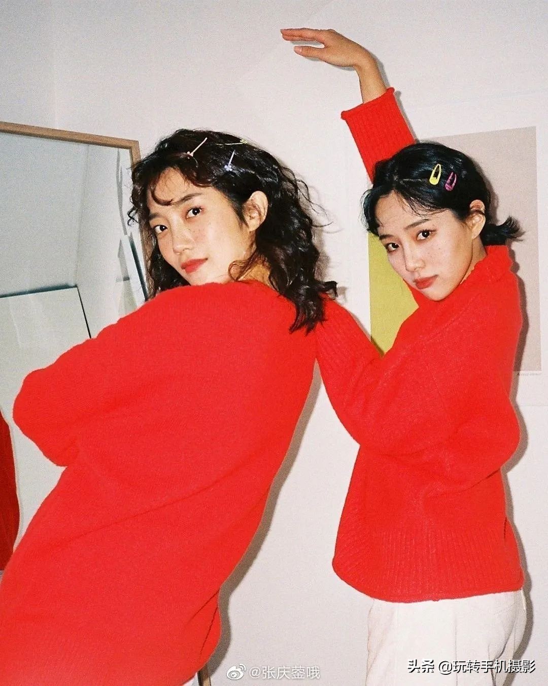 闺蜜拍照姿势创意二人,闺蜜雪地拍照姿势大全