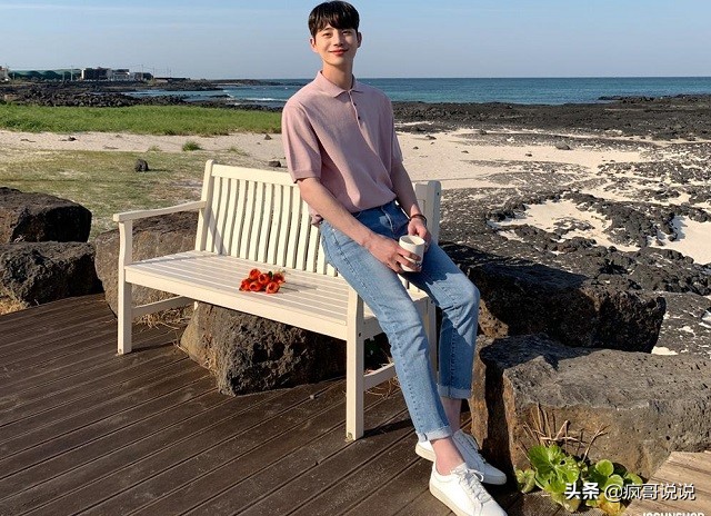 韩剧穿搭黑色上衣搭配图,跟着韩剧学穿搭中性