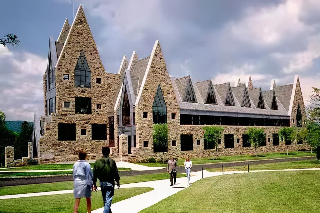 海外名校申请录取一对一咨询,申请海外留学alevel要选几科