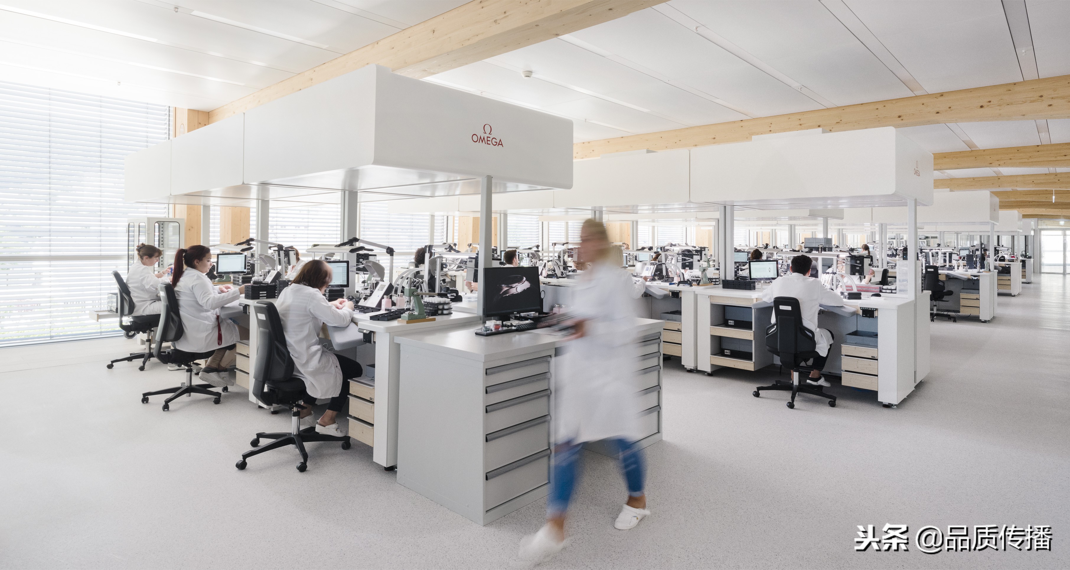 欧米茄价值链，品牌投资在制造和检测，用户享受5年无忧超值保修