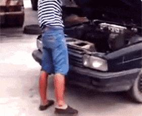 “如果这群女混混*攻围**我,我会舌战群儒!”你会怎样脱困?