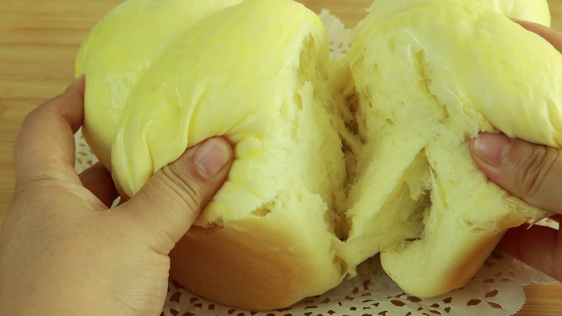 蒸面包的家常做法视频松软拉丝,蒸面包家常做法最简单用酵母