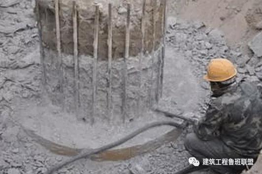 电梯井处灌注桩如何破除桩头,灌注桩桩头处理