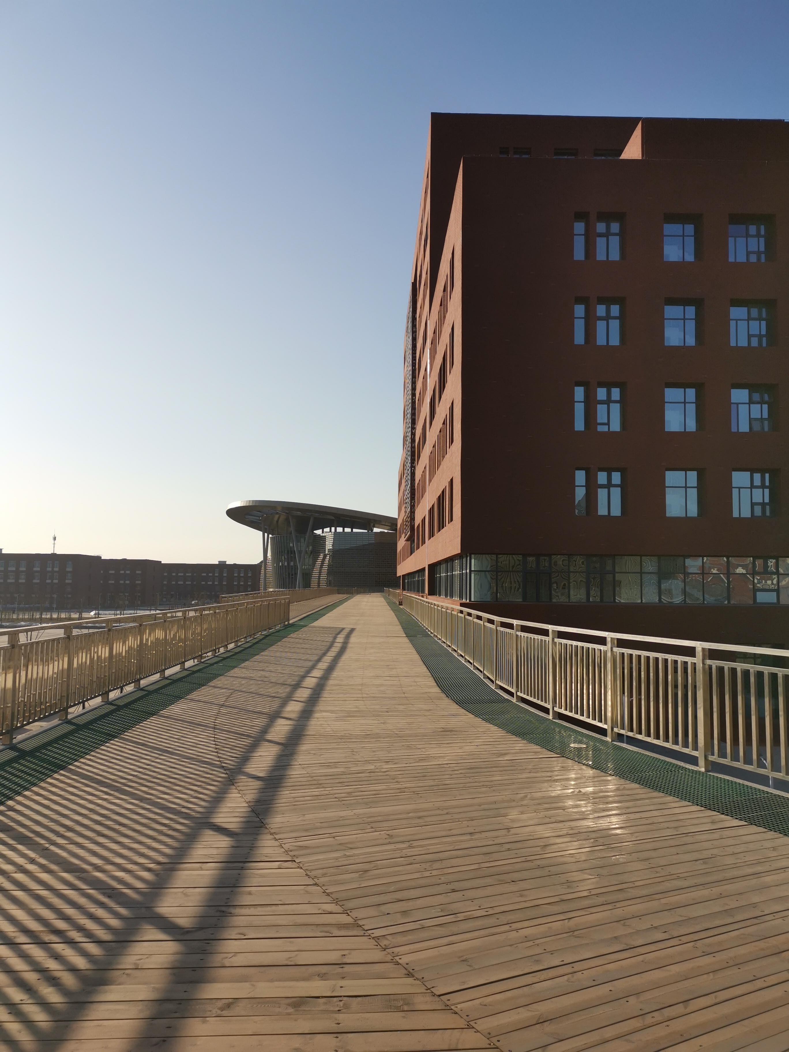 念大专一年费用得多少钱,念大学一年需要多少钱