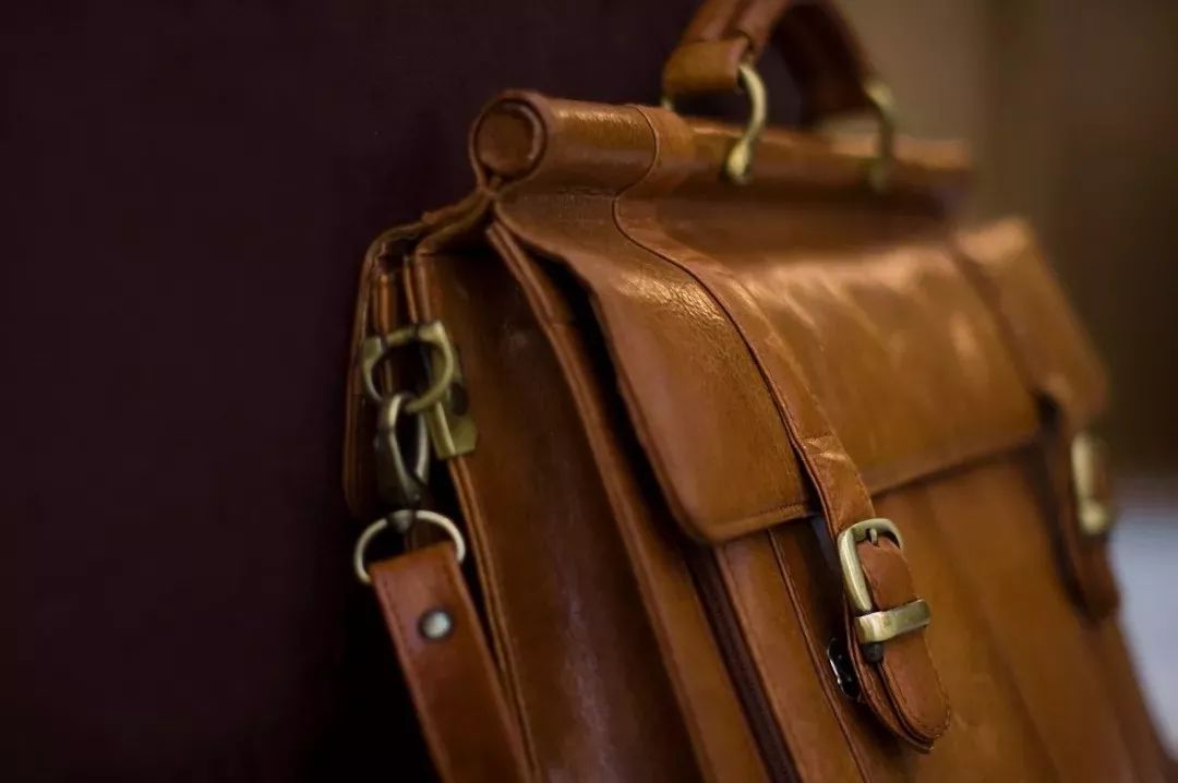 男士商务公文包带隔层,男士商务公文包奢侈品密码