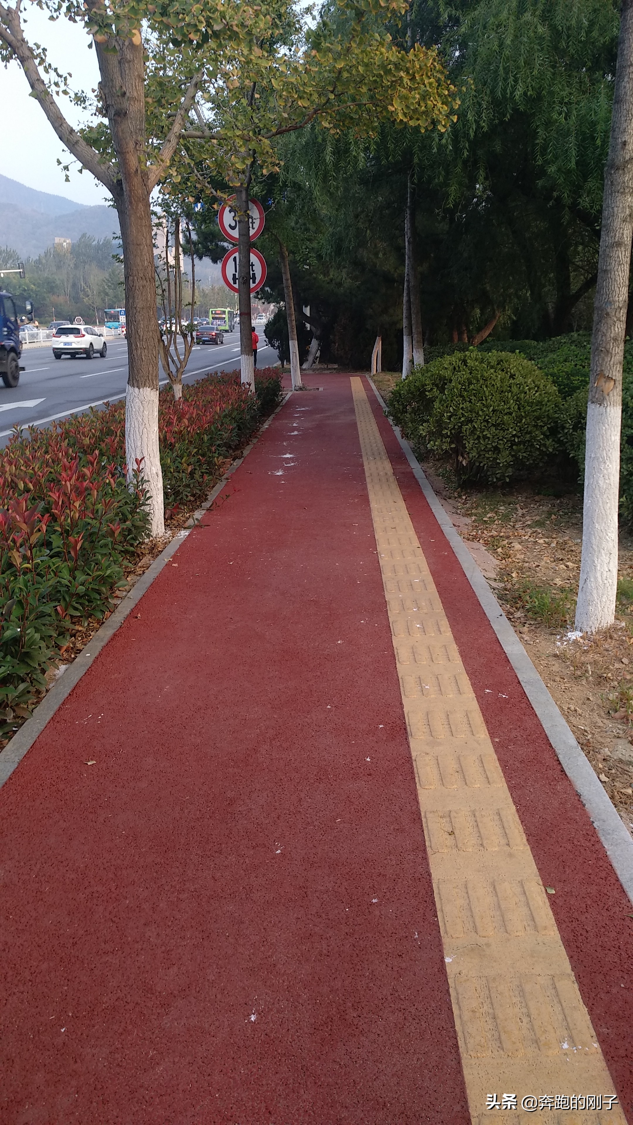 备战南京马拉松—10月19日打卡烟台大学,海边日出