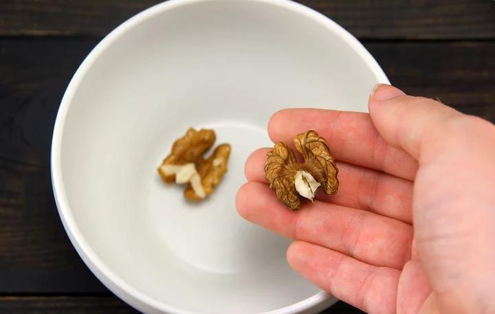 核桃怎么挑选又脆又好吃,核桃好吃壳难剥