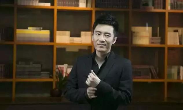 陈欧退市成功了吗,陈欧退市后欠债了吗