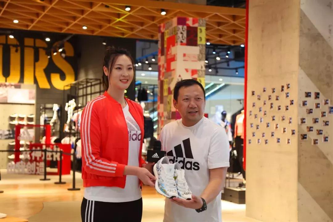 排球女神惠若琪空降恒隆，阿迪达斯这场「女神派对」燃爆了！