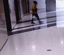 搞笑gif图原谅我不厚道的笑了,搞笑gif段子实在是猝不及防啊