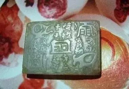 差的玉镯戴久了会变成好玉么,戴了十几年的玉镯子打碎了