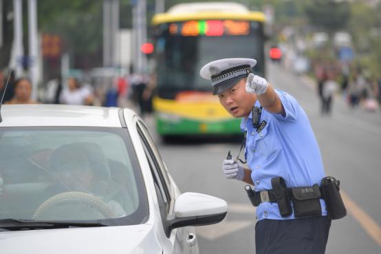 瀹夊叏绁ュ拰鍋囨湡,涓鍋囨湡鍏ㄥ競绀句細娌诲畨澶у眬骞崇ǔ